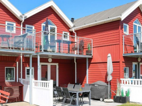 Two-Bedroom Holiday home in Hadsund 11